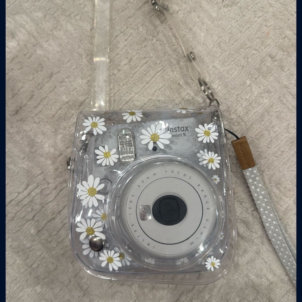 Instax Mini 9 Camera in Soft White